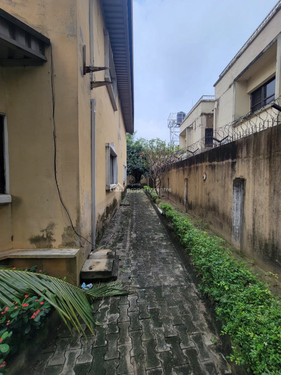Spacious 5 Bedroom Duplex Giveaway Offer, Lekki Phase 1, Lekki, Lagos, House for Rent
