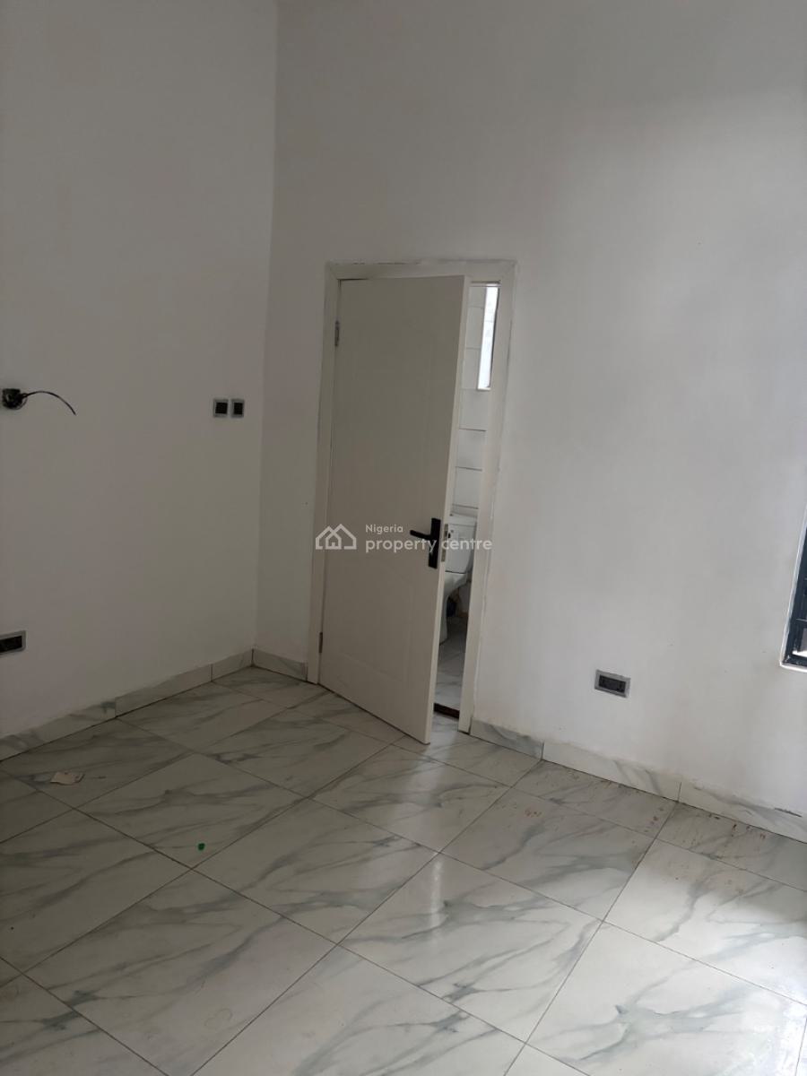 Executive 4 Bedroom Terraced Duplex, Ikota Gra, Ikota, Lekki, Lagos, Flat / Apartment for Sale