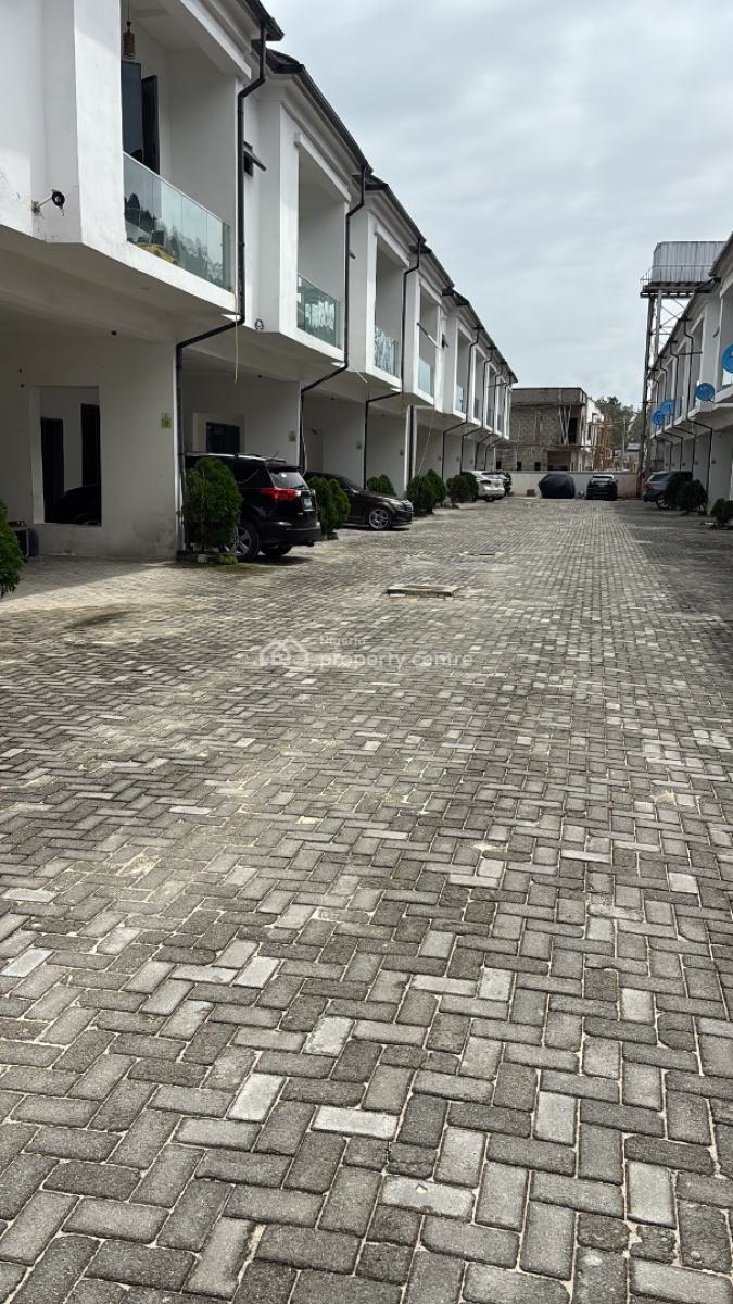 Executive 4 Bedroom Terraced Duplex, Ikota Gra, Ikota, Lekki, Lagos, Flat / Apartment for Sale