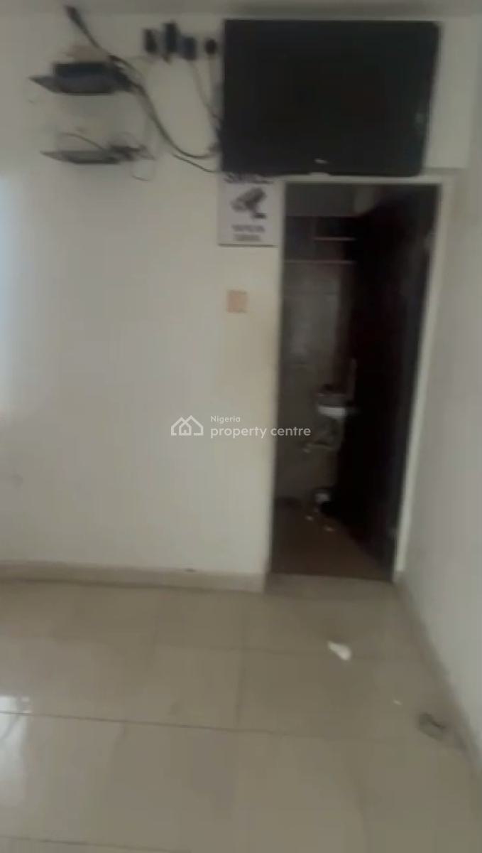 Big Shop Space (2nd Floor), Ogba, Ikeja, Lagos, Shop for Rent