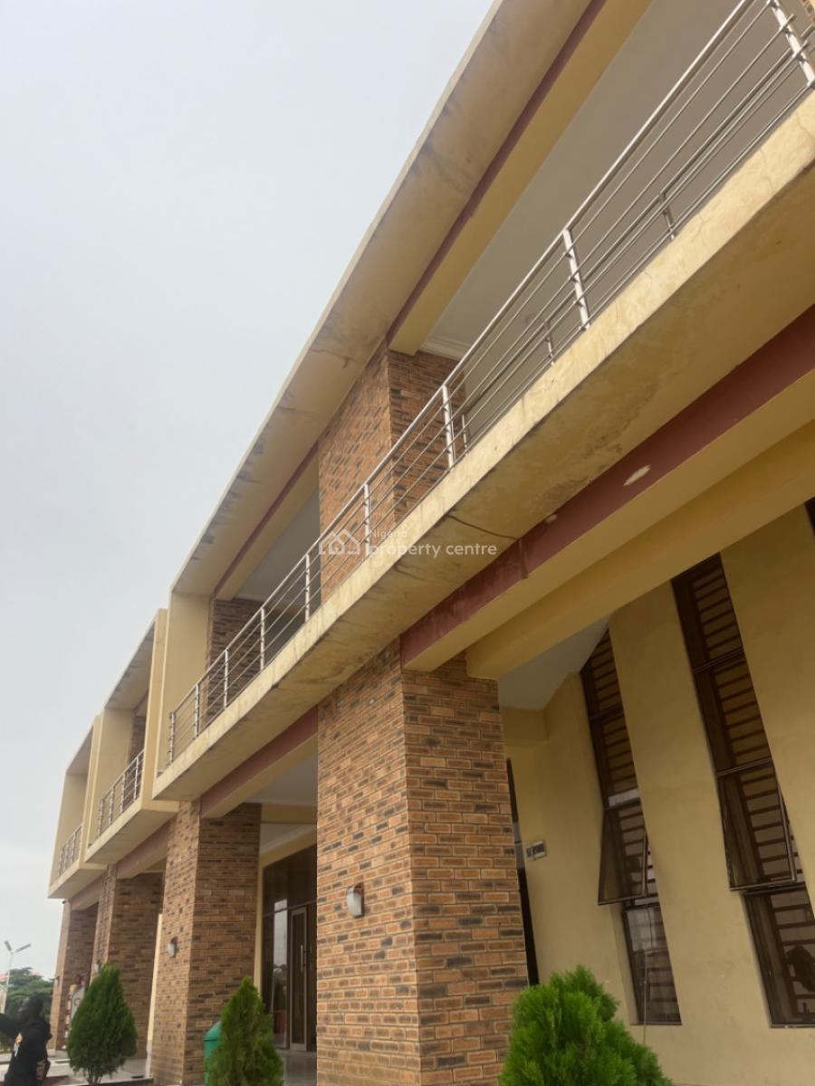 250sqm Shop Space + Balcony (restaurant Only), Shafa Filling Station, Airport Road, Lugbe District, Abuja, Restaurant / Bar for Rent