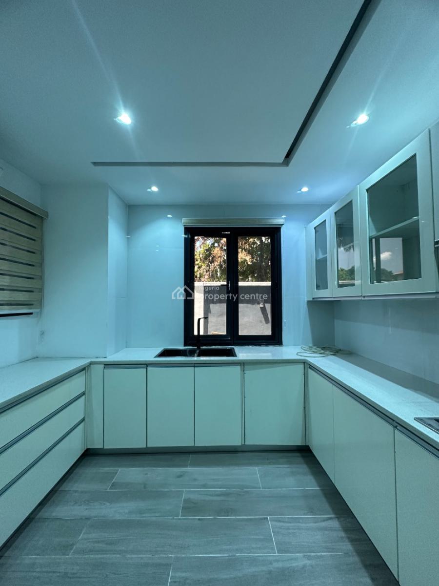 Luxury 4 Bedroom Maisonette with 2 Bq in. a Serene Area, Thompson Avenue, Old Ikoyi, Ikoyi, Lagos, House for Sale