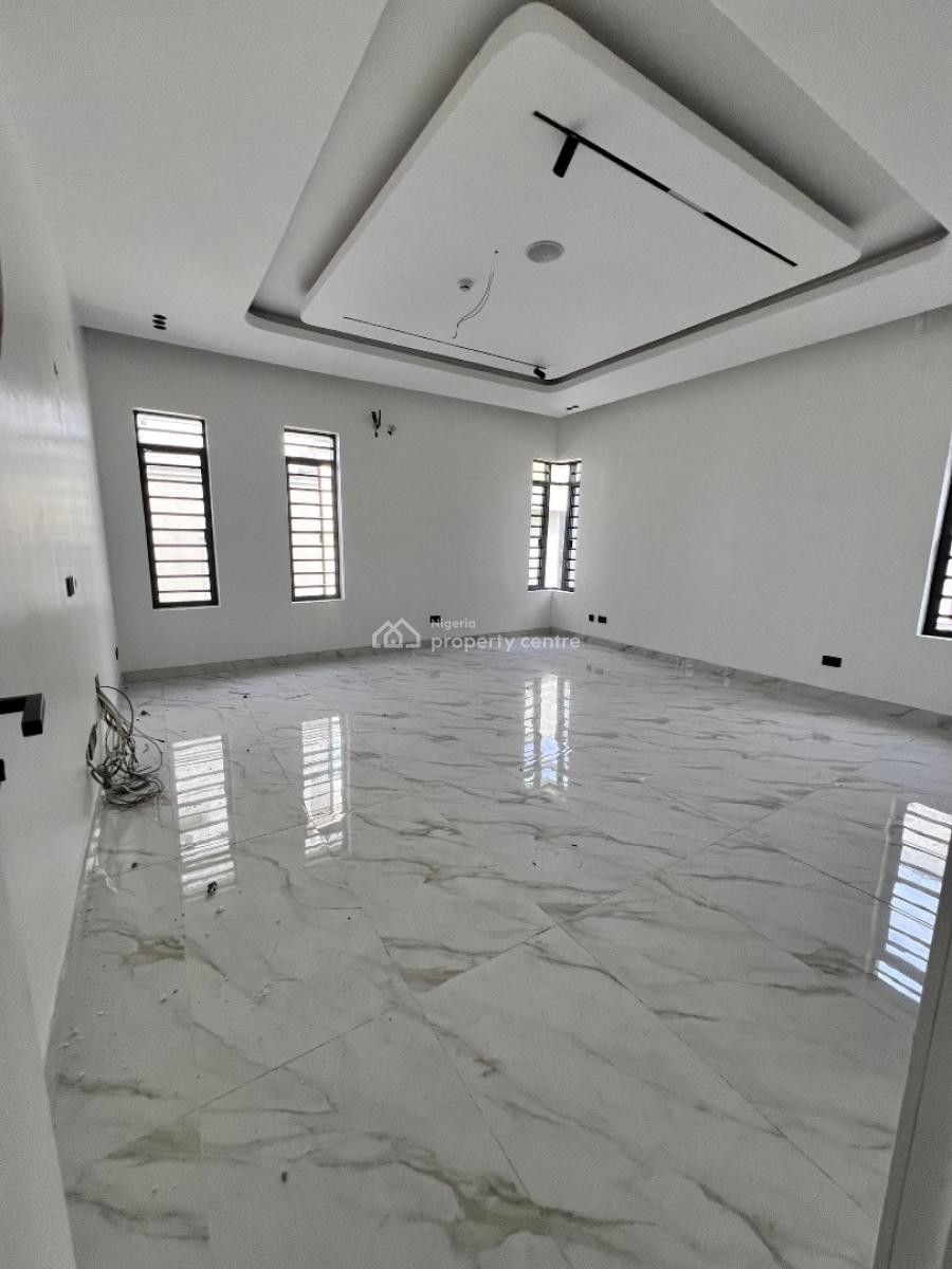 Elegant 4 Bedroom Penthouse with Bq, Private Elevator, Smoke Detector, Lekki Phase 1, Lekki, Lagos, Flat / Apartment for Sale
