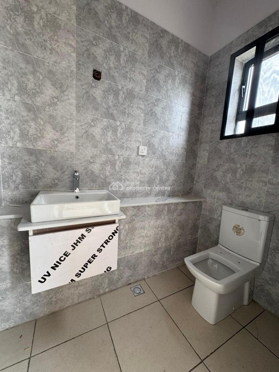 2 Bedroom Flat, Ologolo, Lekki, Lagos, Flat / Apartment for Sale