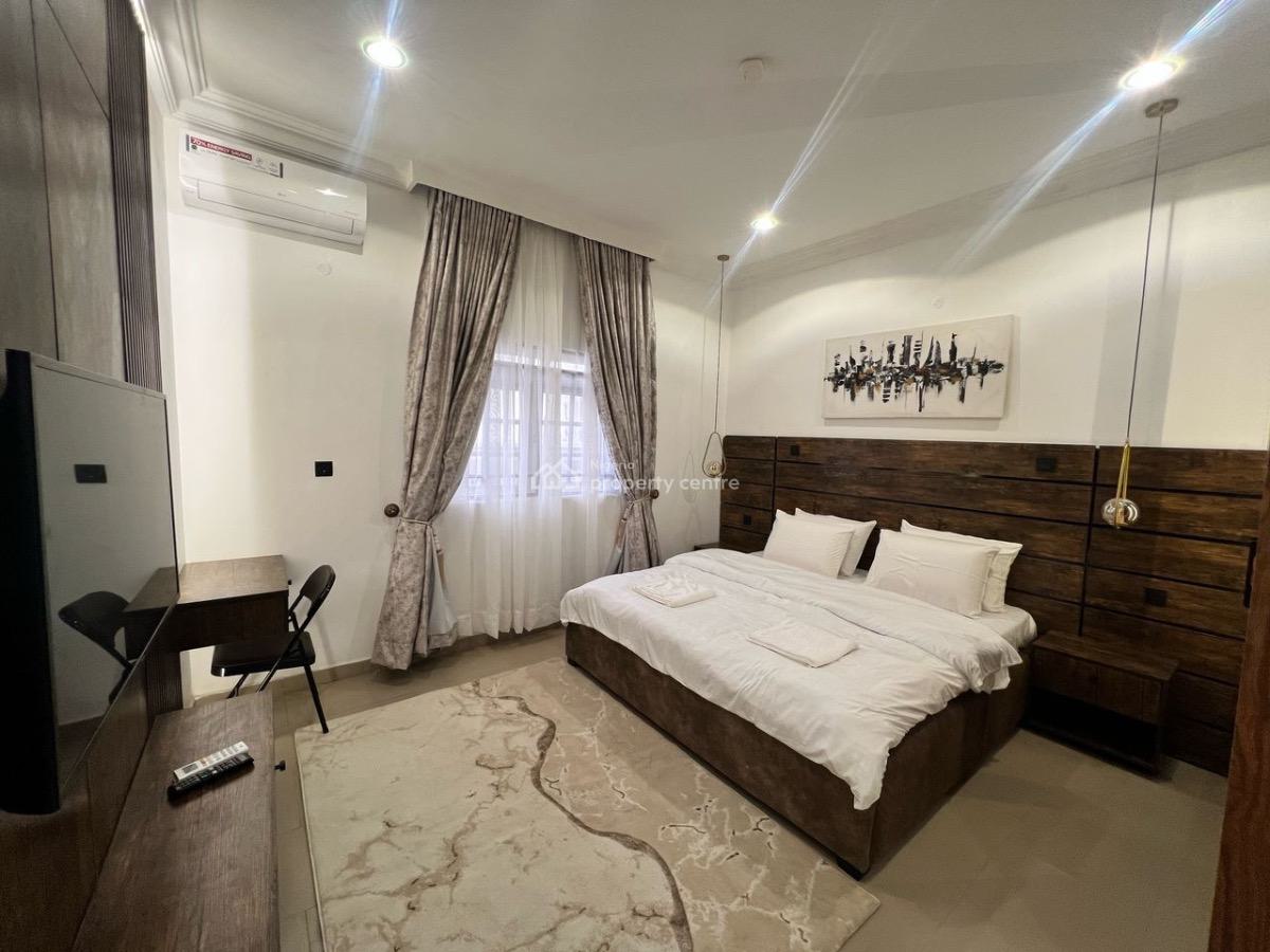 Luxury Smart 3 Bedroom Furnished and Service Apartment, Wuse 2, Abuja, Flat / Apartment Short Let