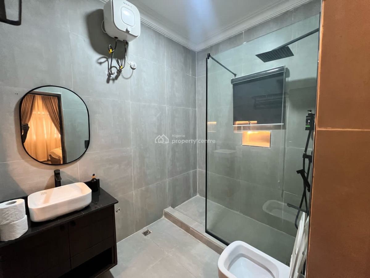 Luxury Smart 3 Bedroom Furnished and Service Apartment, Wuse 2, Abuja, Flat / Apartment Short Let