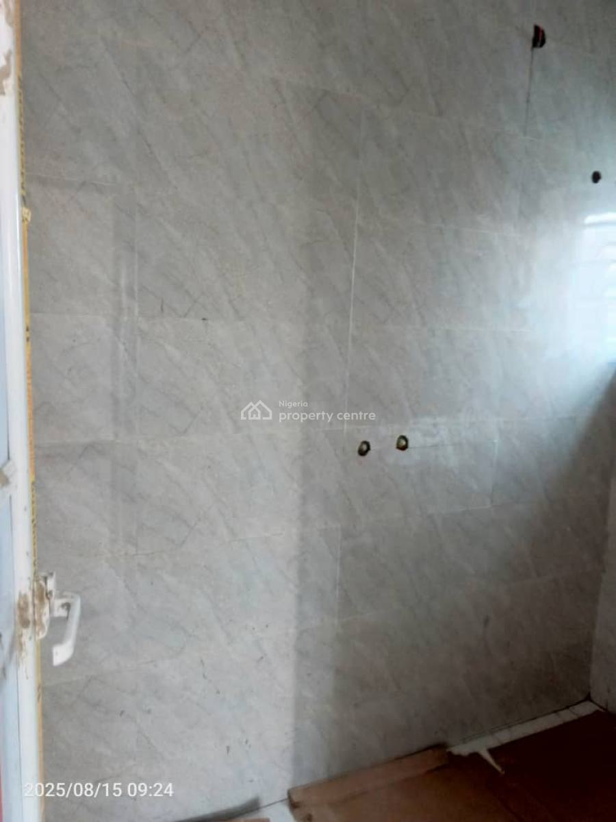 2 Bedroom Block of Flats in an Estate, Dawaki, Gwarinpa, Abuja, Flat / Apartment for Rent