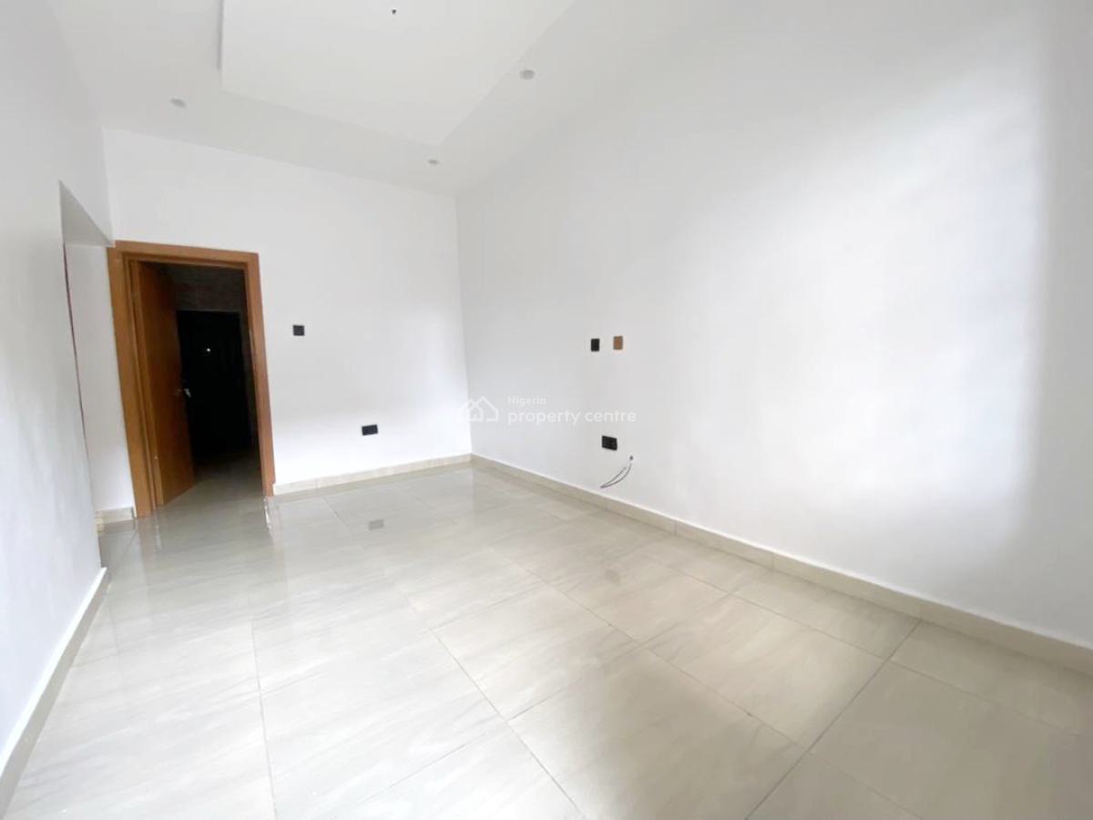Newly Built Luxury 2 Bedroom Flat, Gra Phase 1, Magodo, Lagos, Flat / Apartment for Rent