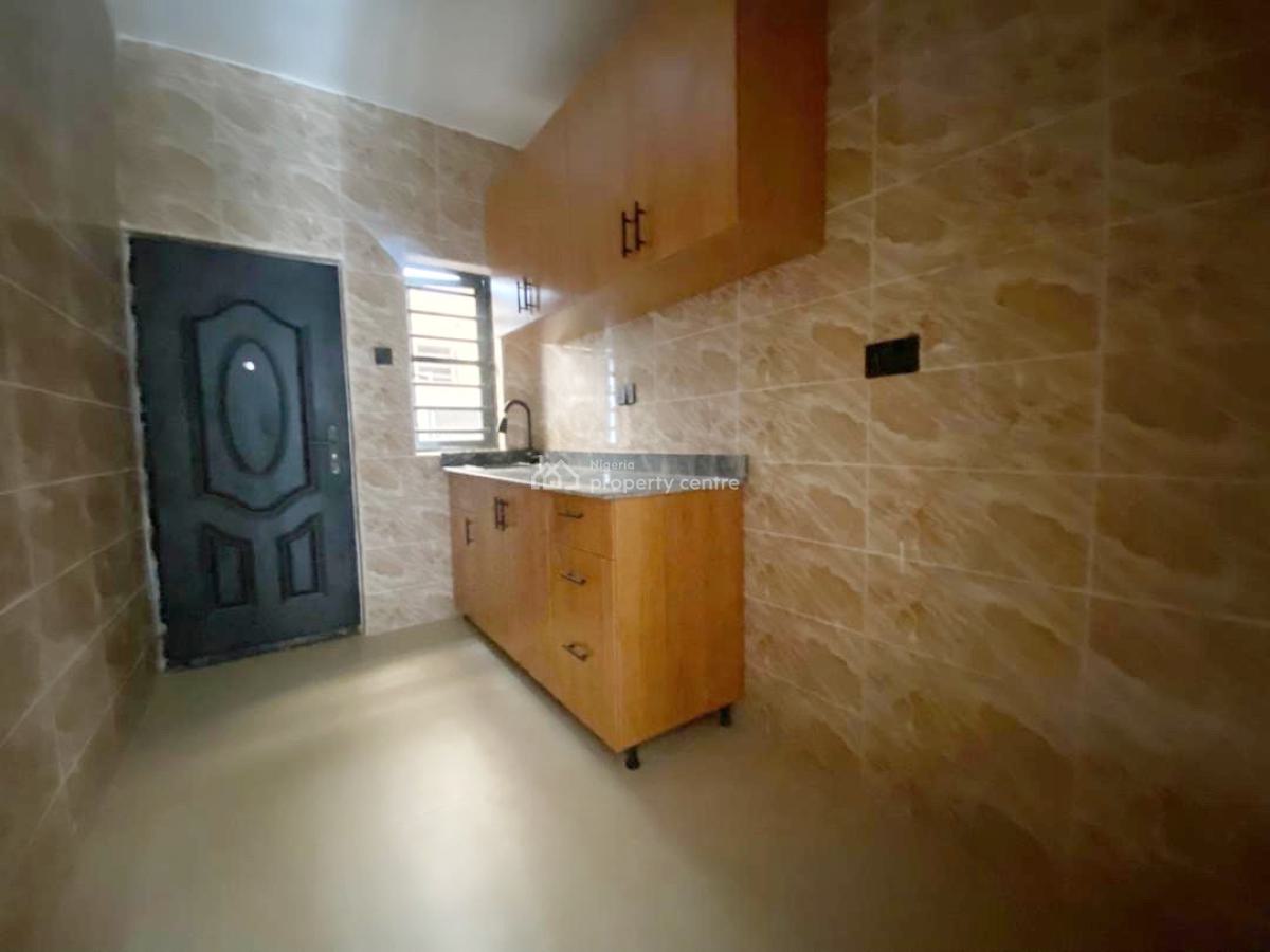 Newly Built Luxury 2 Bedroom Flat, Gra Phase 1, Magodo, Lagos, Flat / Apartment for Rent