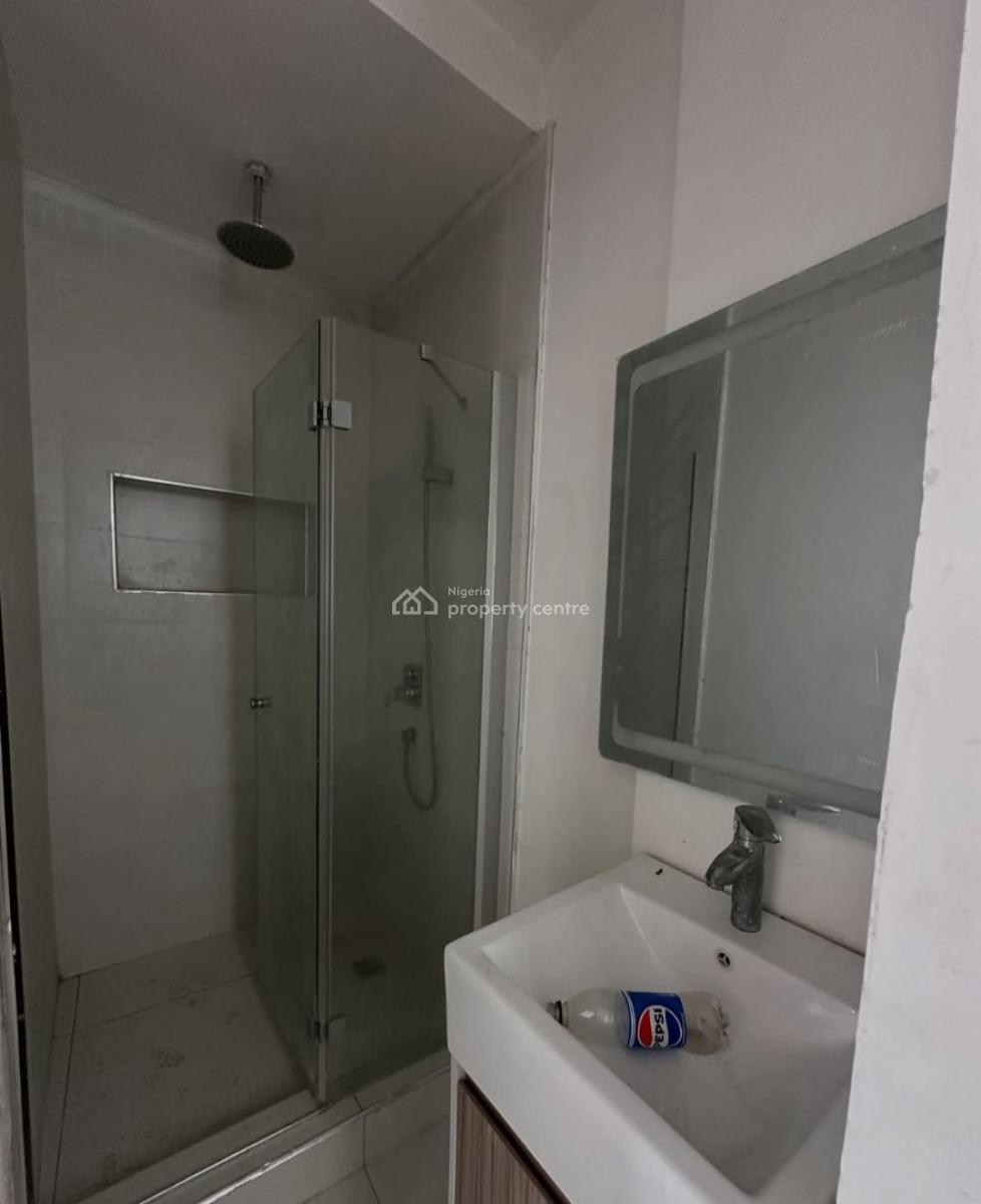 Serviced with 24/7 Power Supply with Bedroom Maisonette with Fitted Kitchen, Lekki Phase 1, Lekki, Lagos, Flat / Apartment for Rent