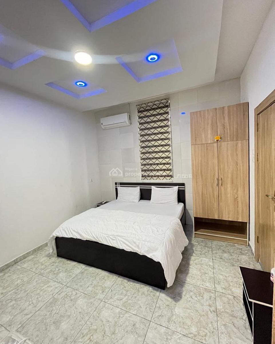 2 Bedroom Penthouse Apartment -- Governors Consent, Off Lekki Conservation Centre Road, Lekki, Lagos, Flat / Apartment for Sale
