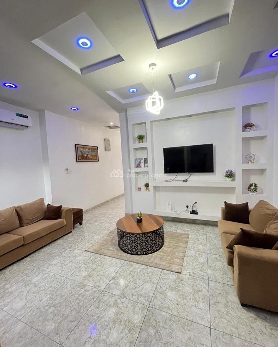 2 Bedroom Penthouse Apartment -- Governors Consent, Off Lekki Conservation Centre Road, Lekki, Lagos, Flat / Apartment for Sale