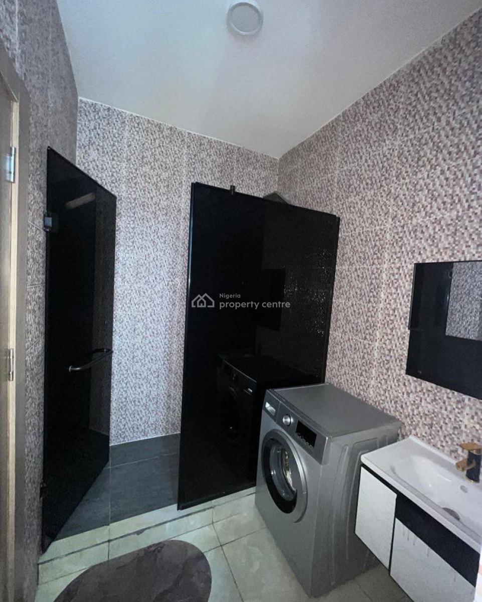 2 Bedroom Penthouse Apartment -- Governors Consent, Off Lekki Conservation Centre Road, Lekki, Lagos, Flat / Apartment for Sale