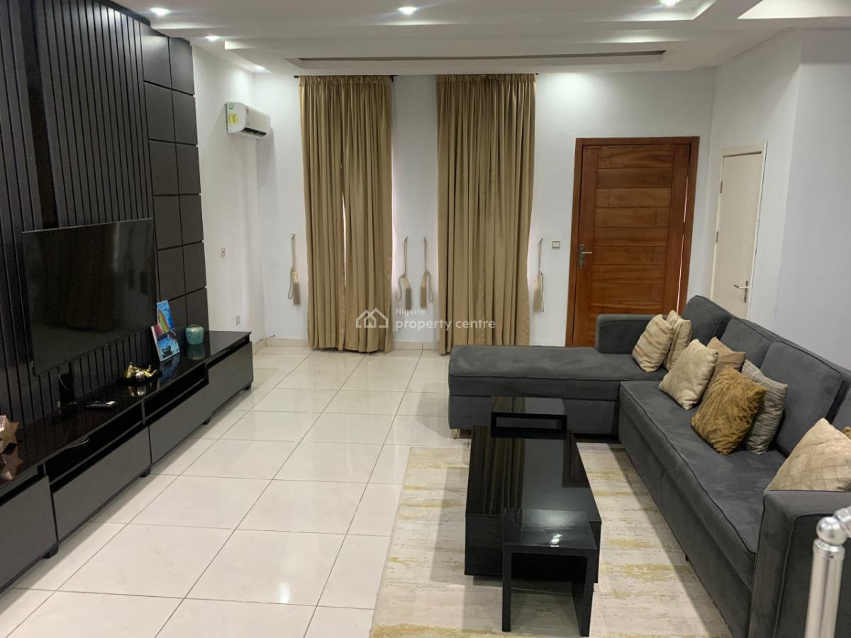 Luxurious Standard 3 Bedroom Duplex with Excellent Facilities, Lekki Conservative Center, Lekki, Lagos, House Short Let