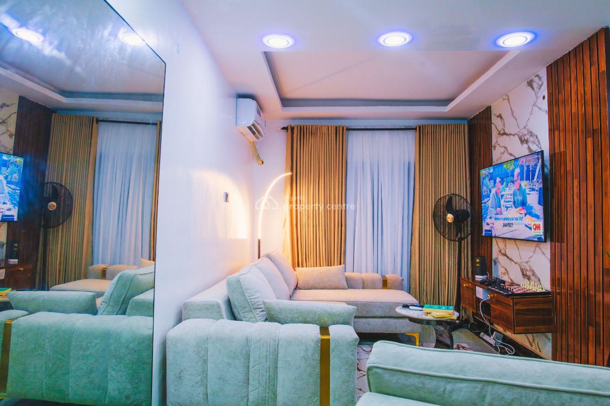 Luxury 1 Bedroom Apartment with Pool, Opposite Radisson Blu Hotel, Ikeja Gra, Ikeja, Lagos, Mini Flat (room and Parlour) Short Let