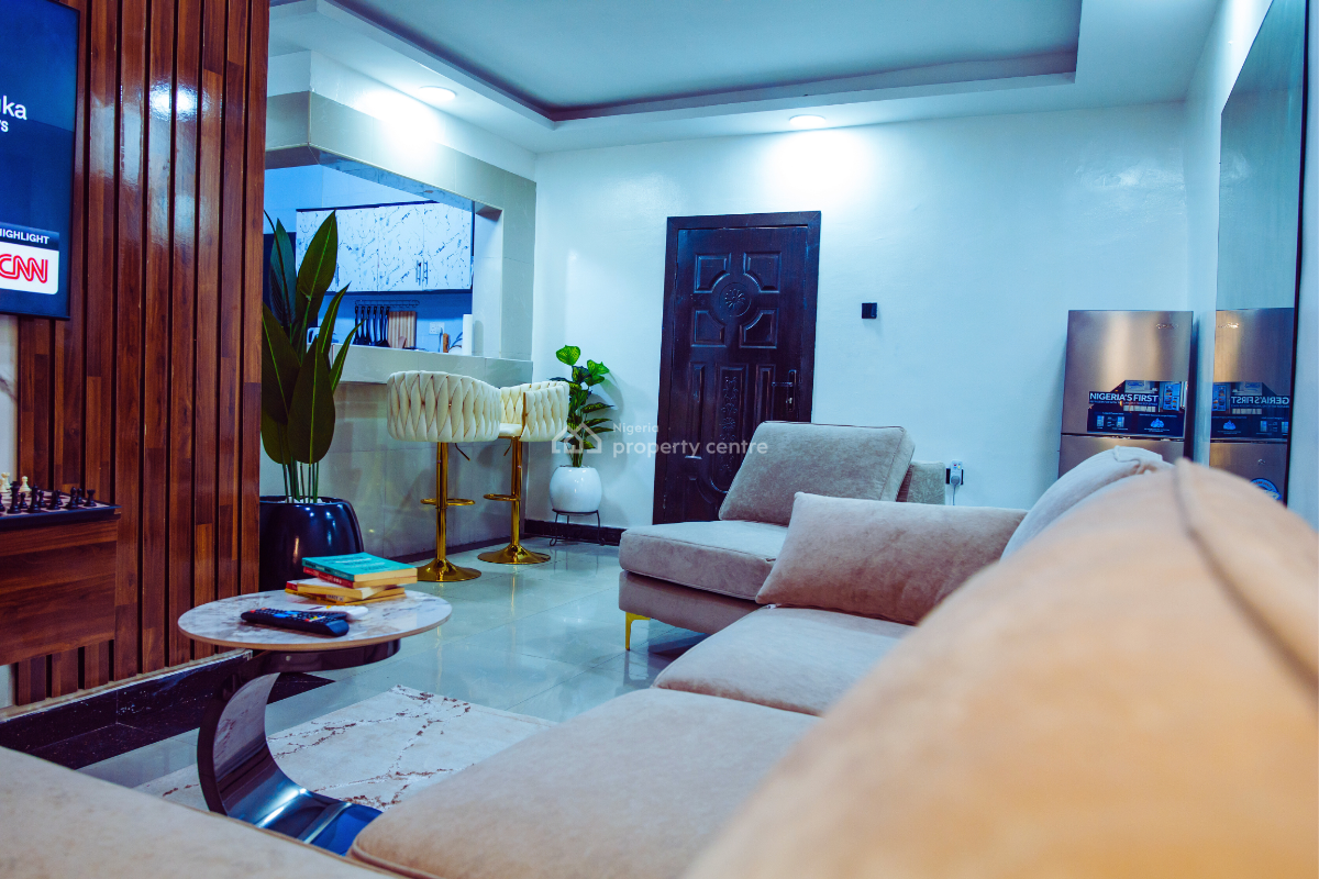 Luxury 1 Bedroom Apartment with Pool, Opposite Radisson Blu Hotel, Ikeja Gra, Ikeja, Lagos, Mini Flat (room and Parlour) Short Let