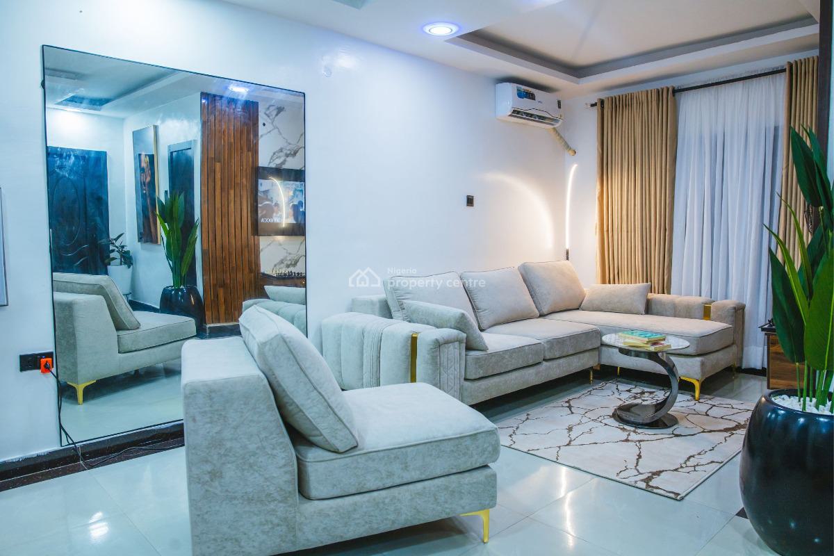 Luxury 1 Bedroom Apartment with Pool, Opposite Radisson Blu Hotel, Ikeja Gra, Ikeja, Lagos, Mini Flat (room and Parlour) Short Let
