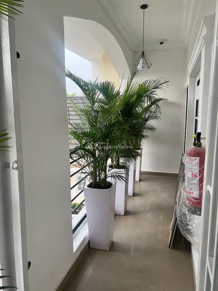 Luxury Smart 3 Bedroom Furnished and Service Apartment, Wuse 2, Abuja, Flat / Apartment Short Let