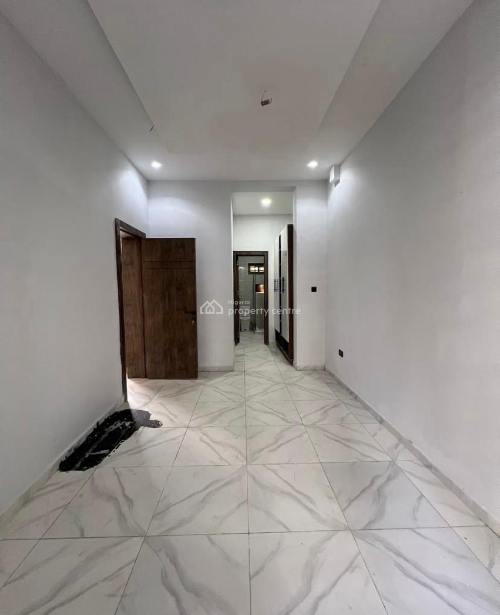 2 Bedroom Apartment with Swimming Pool, Lekki, Ikate, Lekki, Lagos, Flat / Apartment for Rent