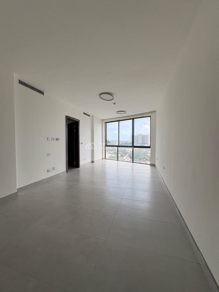 Spacious  4 Bedroom Apartment, Off Adeola Odeku, Victoria Island (vi), Lagos, Flat / Apartment for Sale