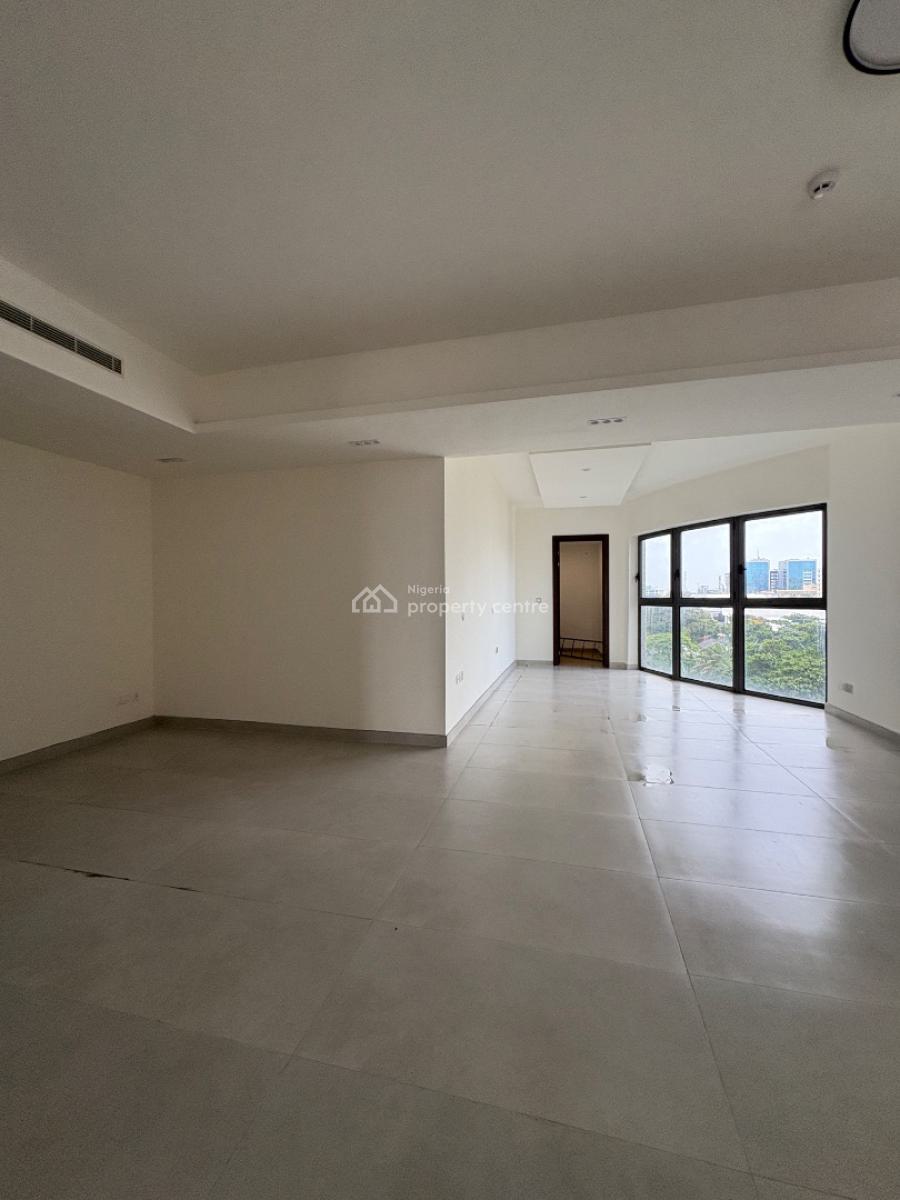 Spacious  4 Bedroom Apartment, Off Adeola Odeku, Victoria Island (vi), Lagos, Flat / Apartment for Sale