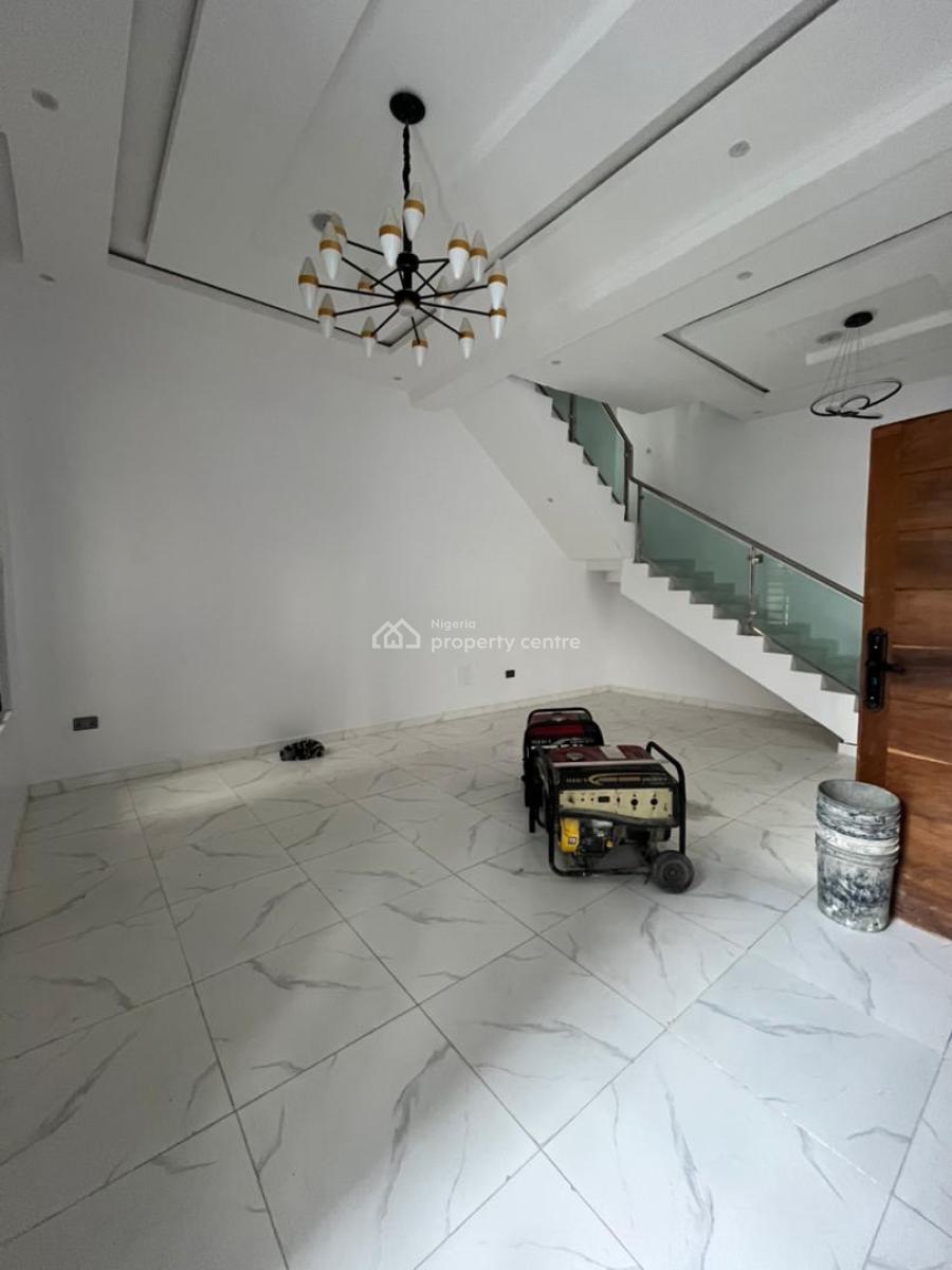 Spacious 5 Bedroom Duplex, Ologolo, Lekki, Lagos, Semi-detached Duplex for Sale