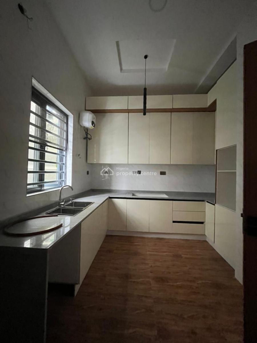 Spacious 5 Bedroom Duplex, Ologolo, Lekki, Lagos, Semi-detached Duplex for Sale