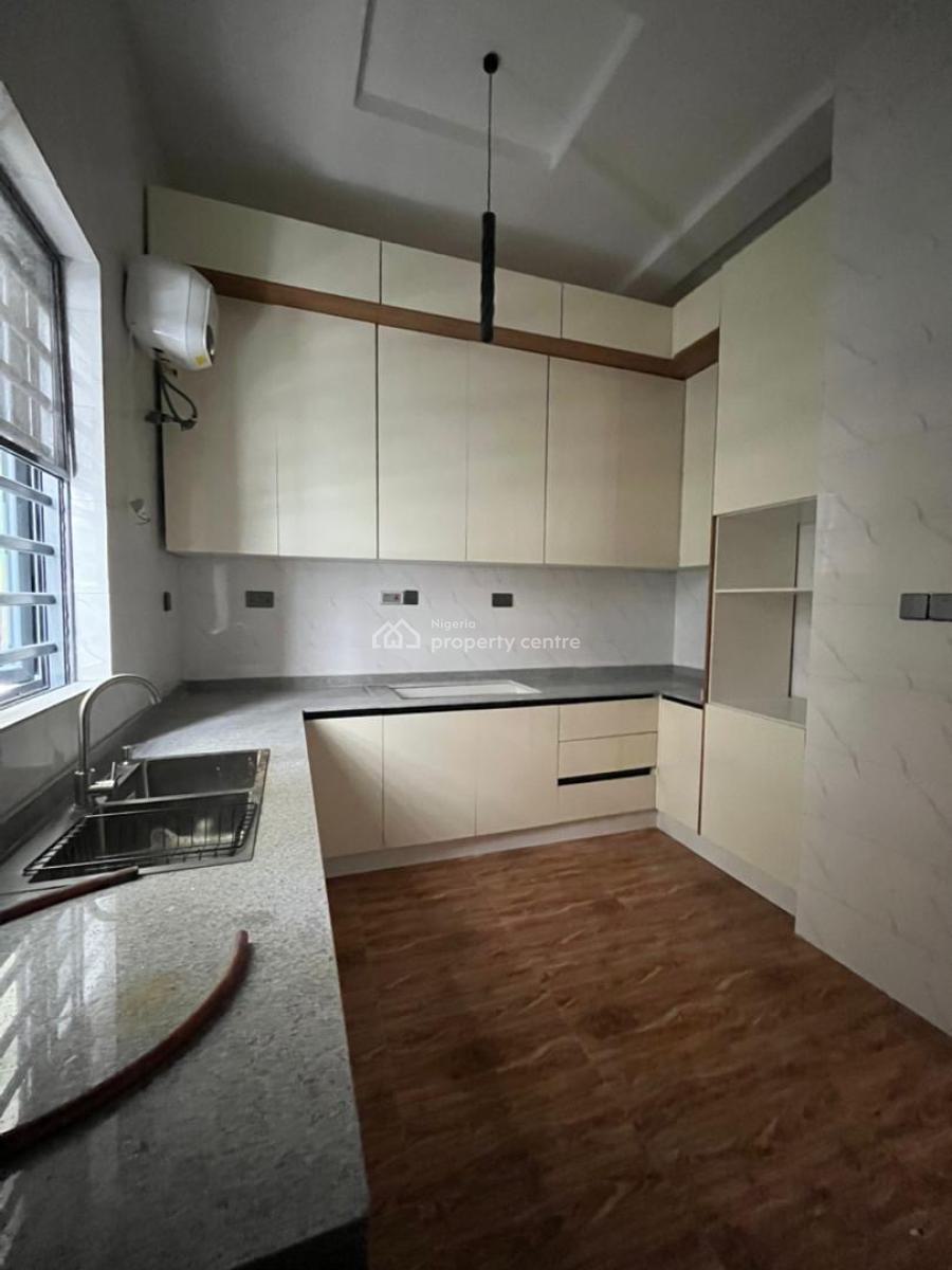 Spacious 5 Bedroom Duplex, Ologolo, Lekki, Lagos, Semi-detached Duplex for Sale