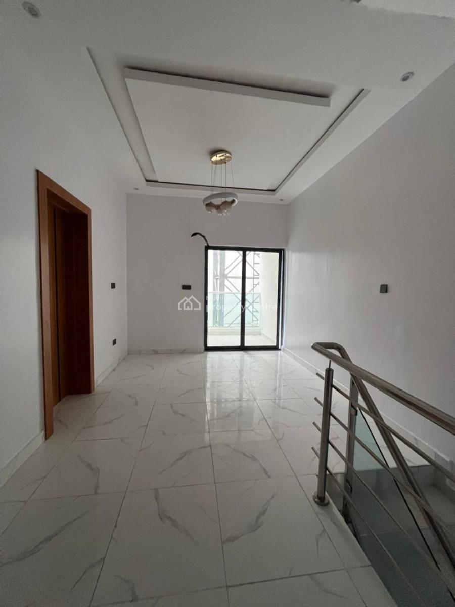 Spacious 5 Bedroom Duplex, Ologolo, Lekki, Lagos, Semi-detached Duplex for Sale