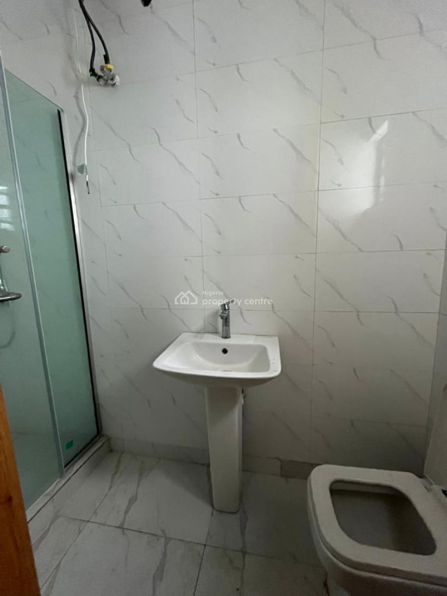 Spacious 5 Bedroom Duplex, Ologolo, Lekki, Lagos, Semi-detached Duplex for Sale