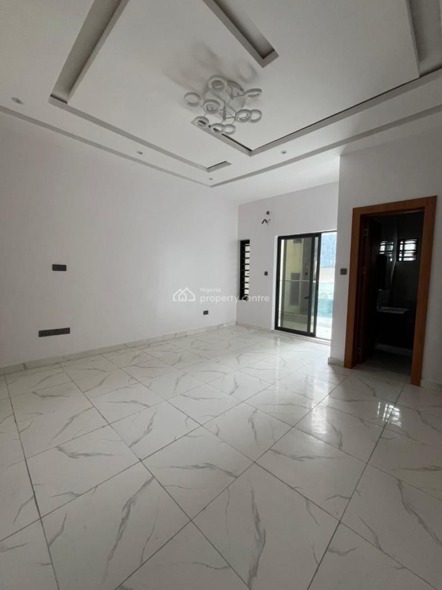 Spacious 5 Bedroom Duplex, Ologolo, Lekki, Lagos, Semi-detached Duplex for Sale