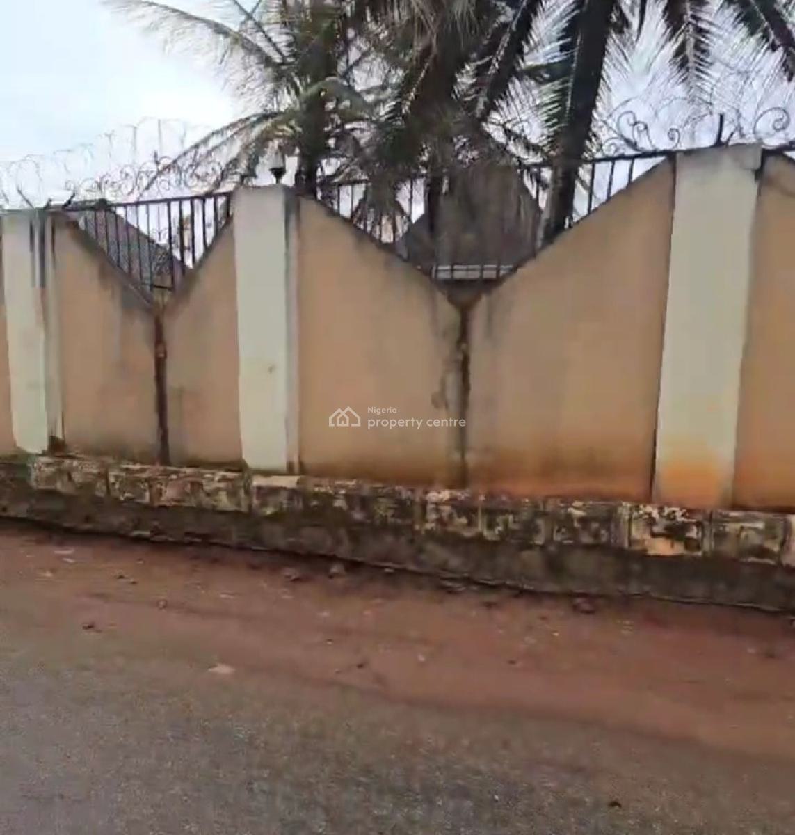 4 Bedroom Bungalow and 2 Flats Room and Parlour 100ft By 100ft Land, Along Igbinosa Road, Off 2nd Ugbor Gra, Benin, Oredo, Edo, Detached Bungalow for Rent
