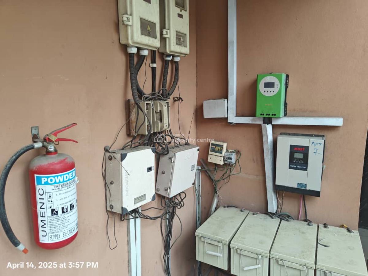 Neat and Serene 3 Bedroom Apartment in a Nice Location, Osapa, Lekki, Lagos, Flat / Apartment for Rent