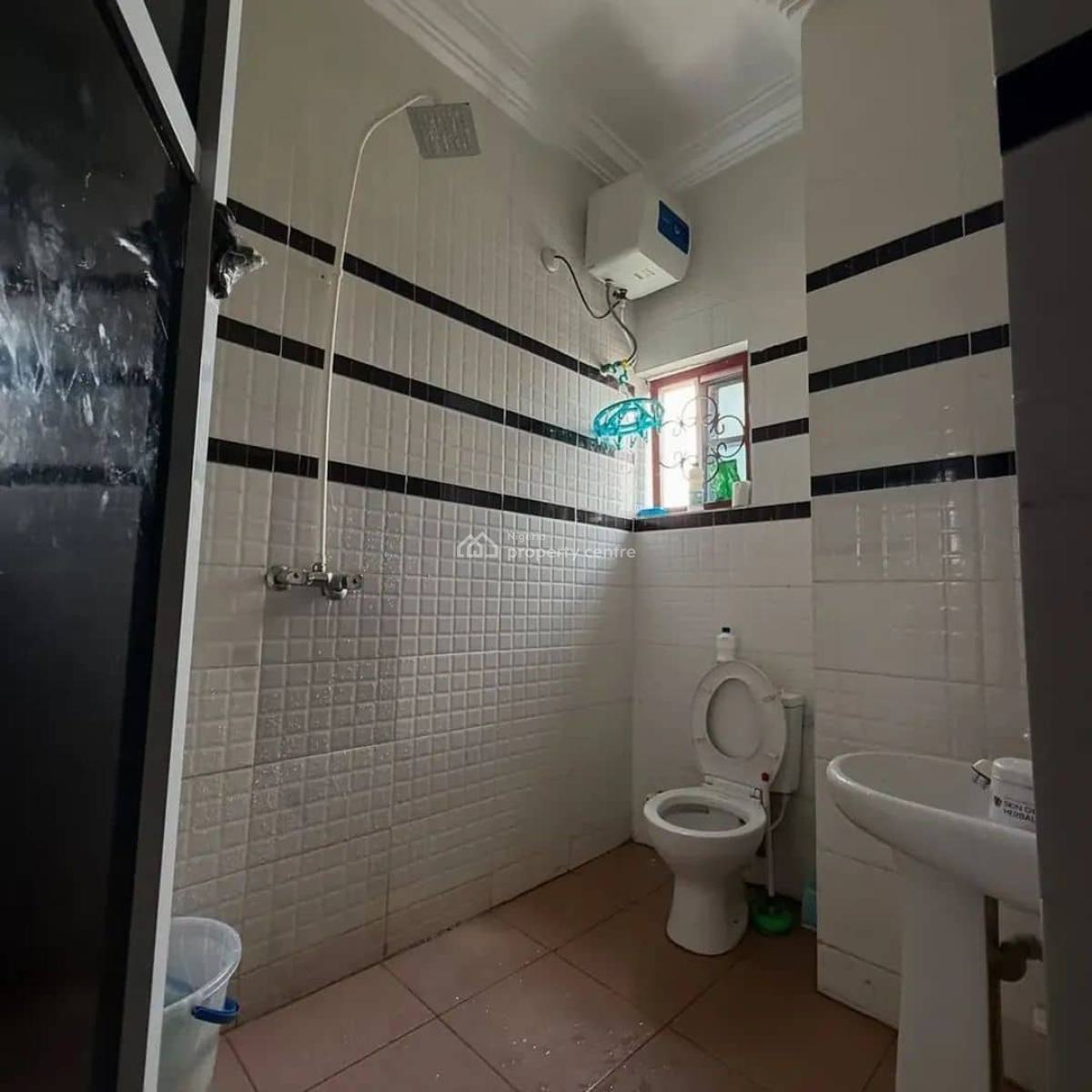 3 Units of 2 Bedrooms Flats & 3 Units of 1 Bedrooms Flats, Rumuekini, Rumuekini, Port Harcourt, Rivers, Block of Flats for Sale
