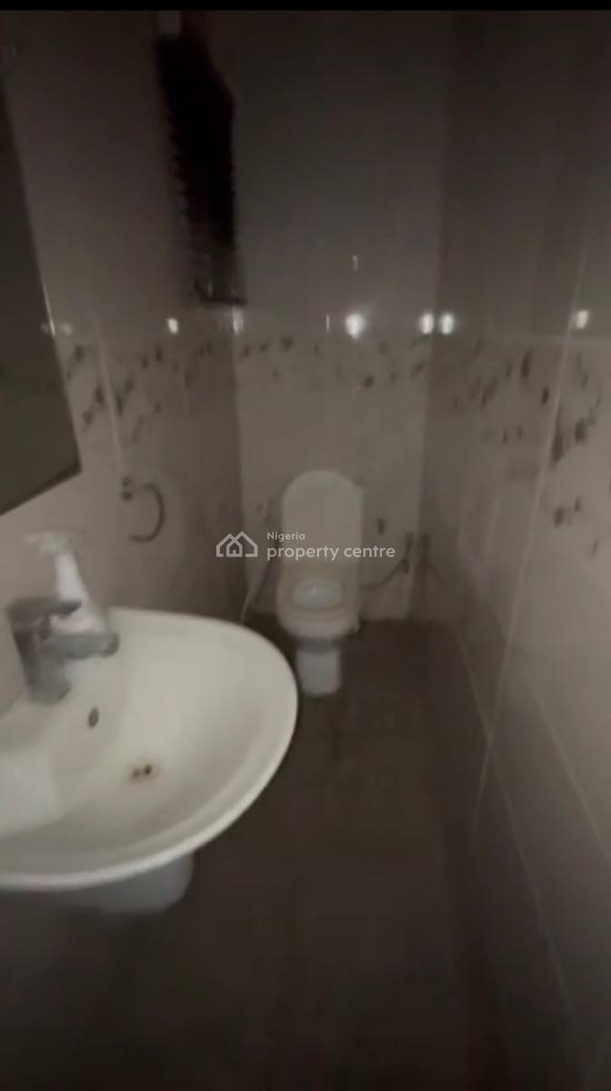 a Standard, Very Decent, Spacious 4 Bedroom Duplex, Medina Estate, Medina, Gbagada, Lagos, Flat / Apartment for Rent
