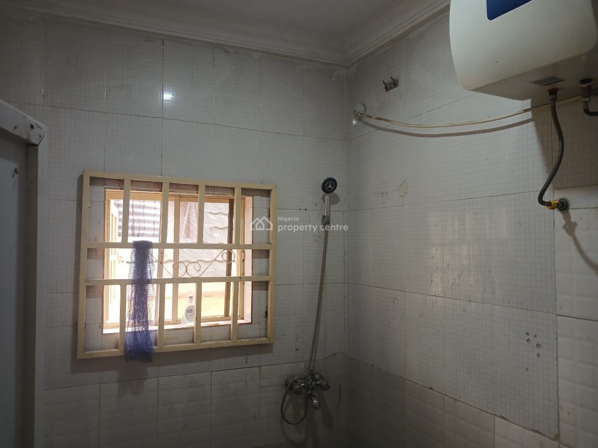 Luxurious 2 Bedroom Block of Flats, Works and Housing Estate, Gwarinpa, Abuja, Flat / Apartment for Rent