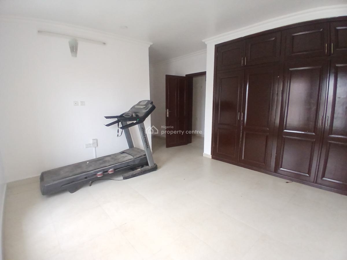 Newly Refurbished and a Fully Serviced 2 Bedroom Apartment, Lekki Phase 1, Lekki, Lagos, Flat / Apartment for Rent