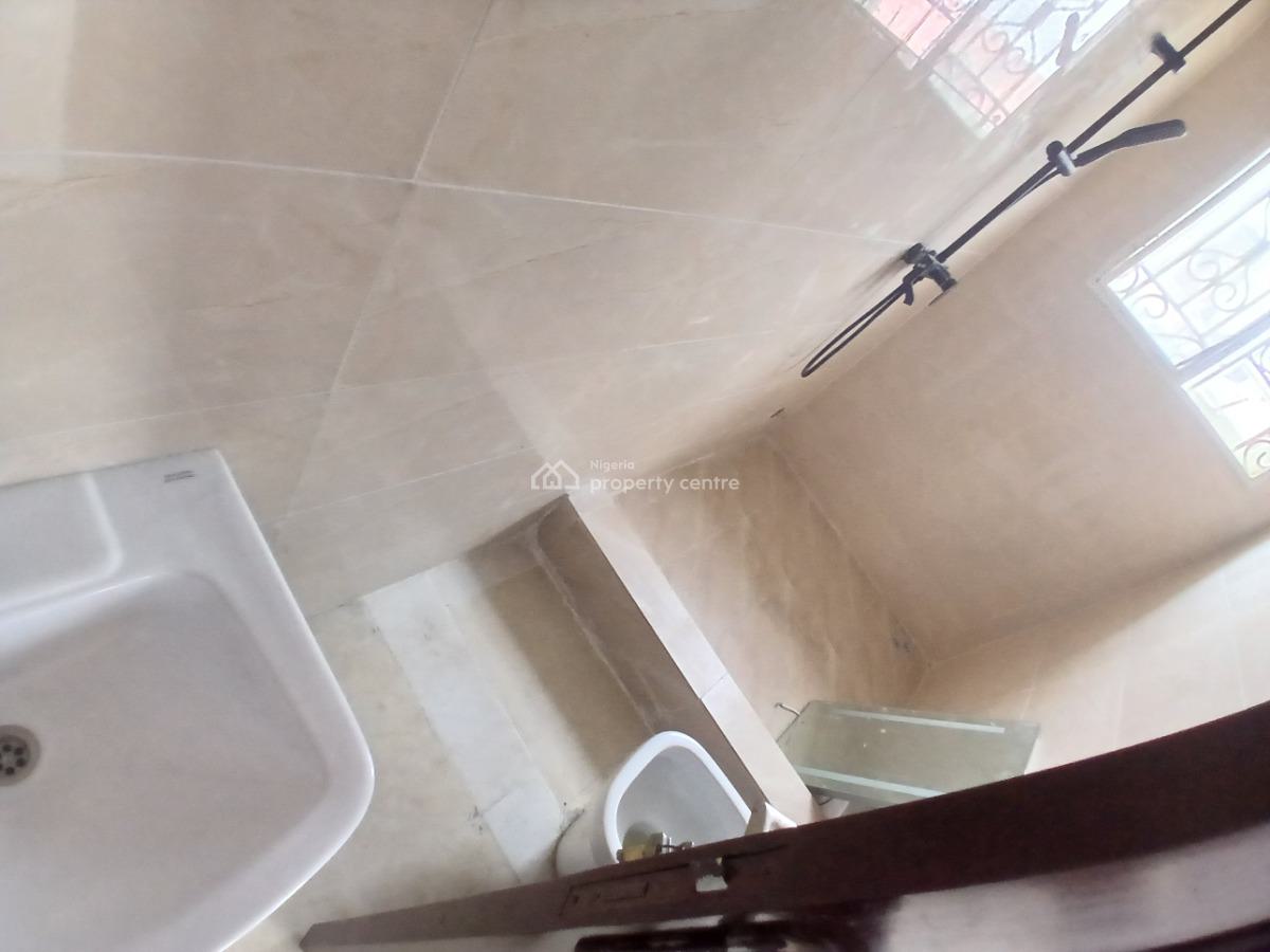 Newly Refurbished and a Fully Serviced 2 Bedroom Apartment, Lekki Phase 1, Lekki, Lagos, Flat / Apartment for Rent