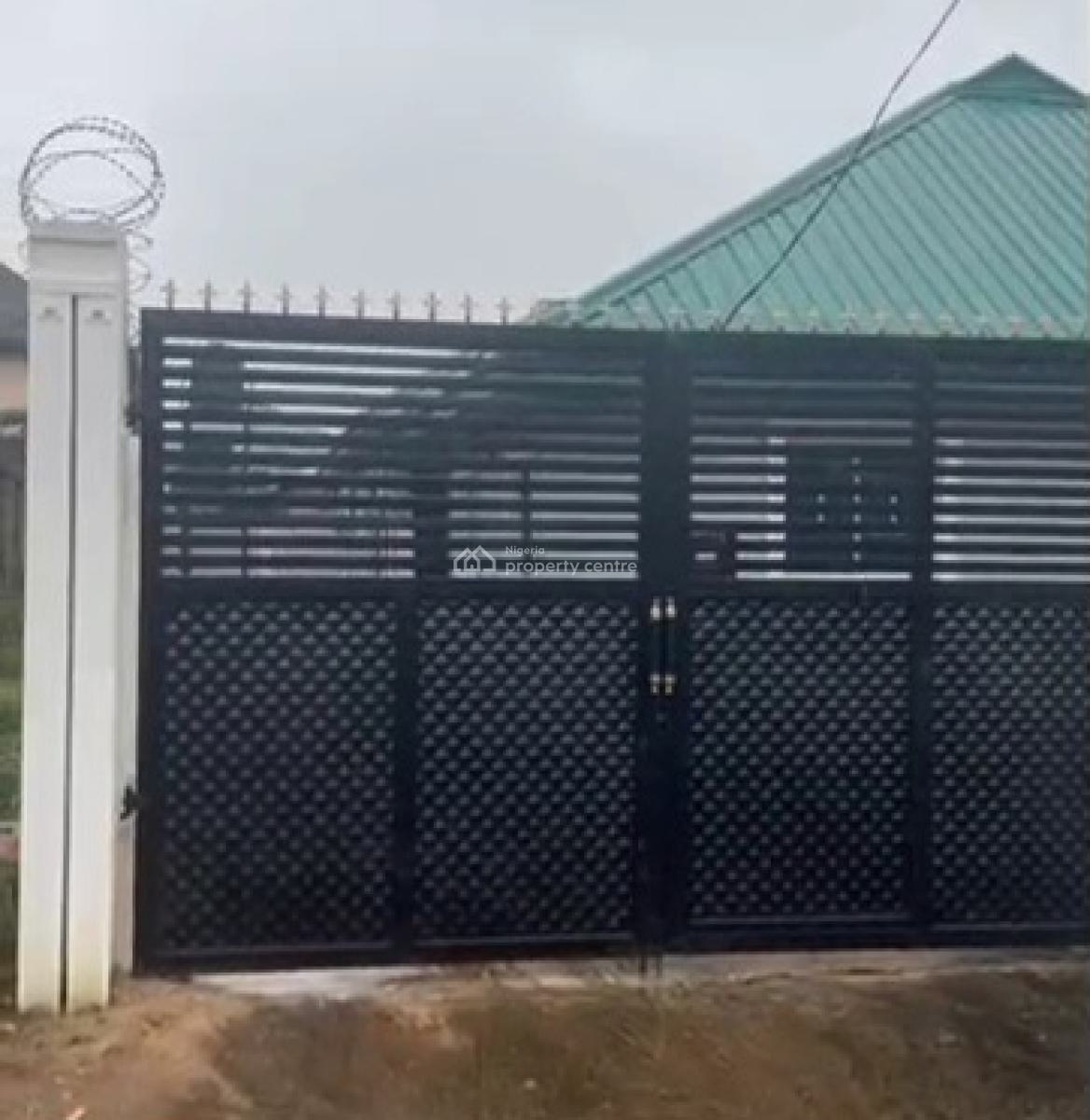 2 Flats of 3 Bedrooms Each 50ft By 100ft Land, Edo Street, Irhirhi Road, Airport Road Gra, Benin, Oredo, Edo, Detached Bungalow for Sale