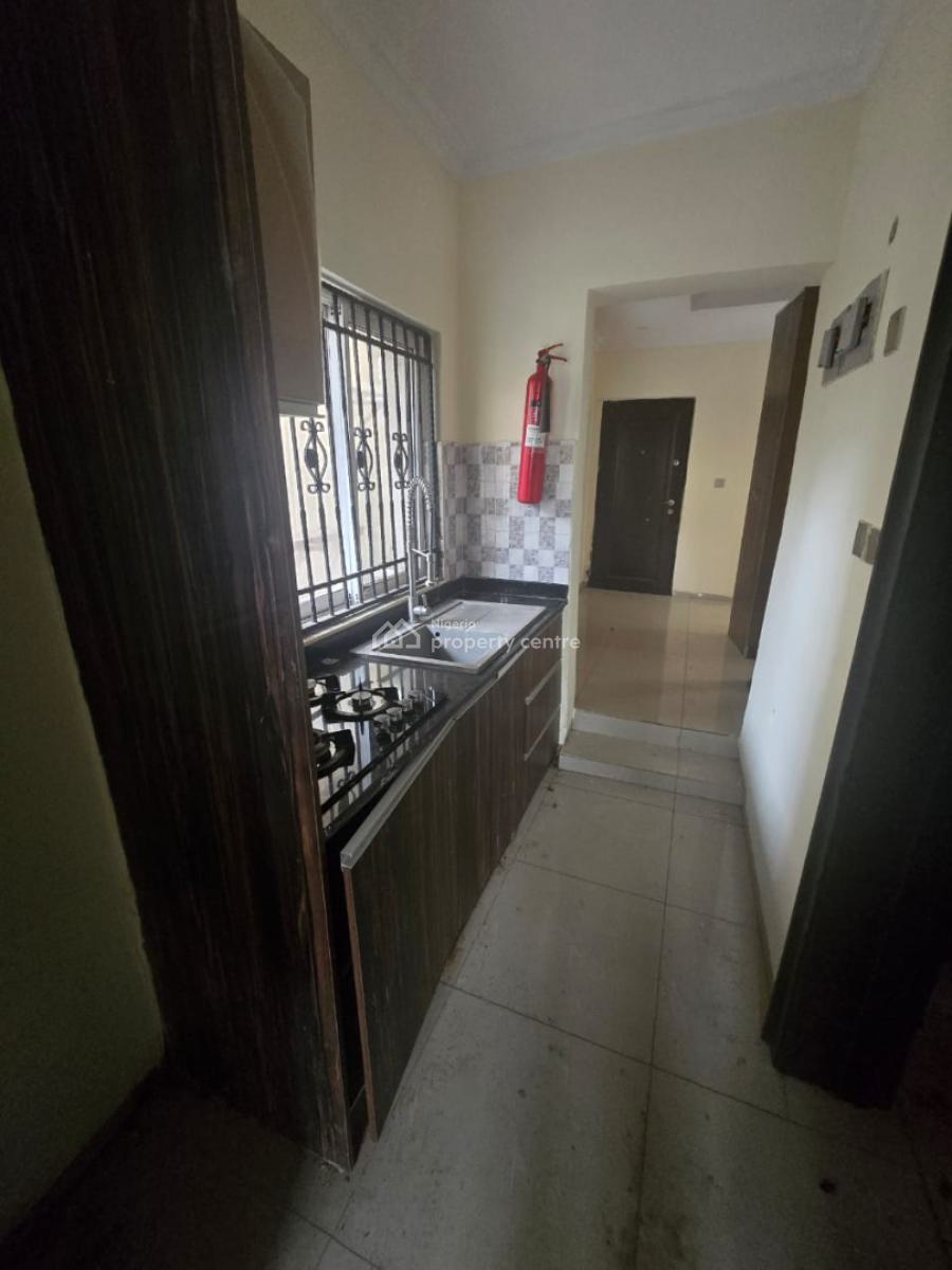 1 Bedroom Flat, Off Freedom Way, Lekki Phase 1, Lekki, Lagos, Mini Flat (room and Parlour) for Rent