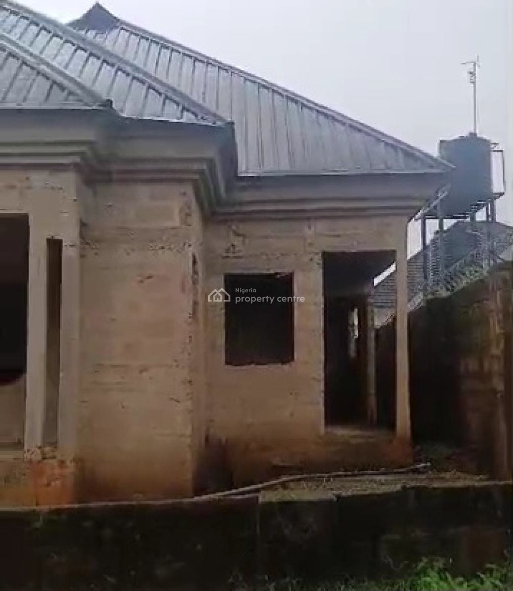 3 Masters Bedroom Bungalow 100ft By 100 Land, Aruogba Community, Airport Road, Benin, Oredo, Edo, Terraced Bungalow for Sale