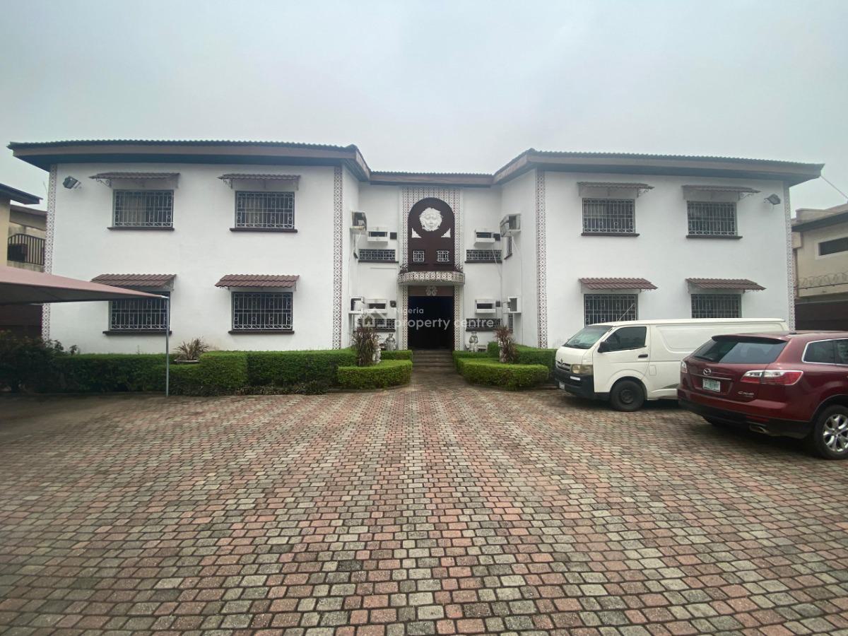 3 Bedroom Flat with a Room Bq, Abacha Estate, Ikoyi, Lagos, Flat / Apartment for Rent
