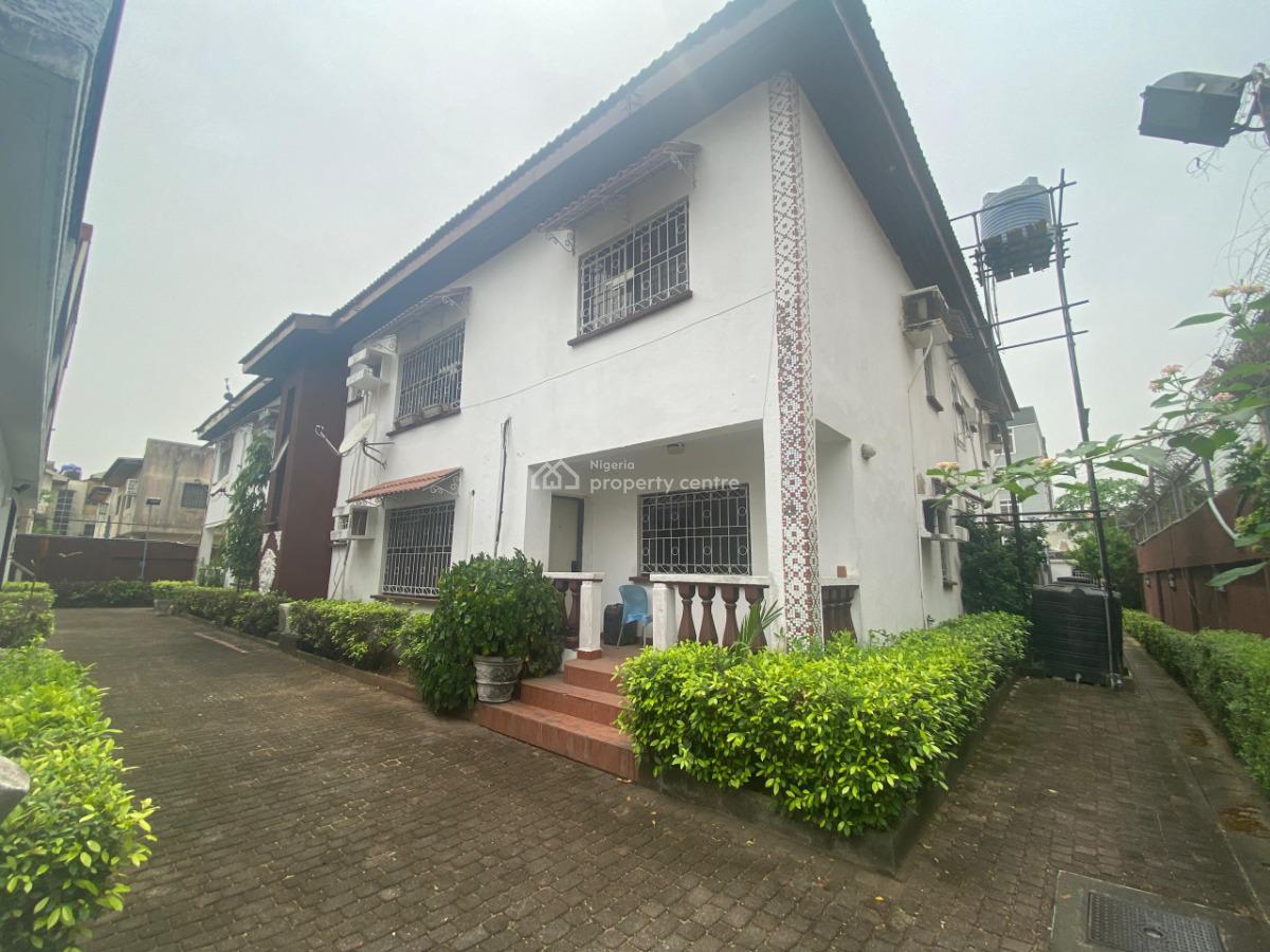 3 Bedroom Flat with a Room Bq, Abacha Estate, Ikoyi, Lagos, Flat / Apartment for Rent