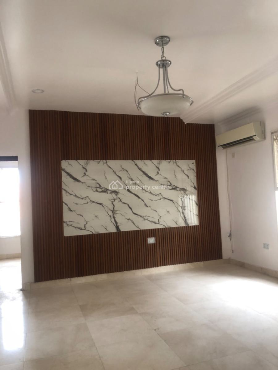 3 Bedroom Apartment, Lekki Phase 1, Lekki, Lagos, Flat / Apartment for Rent