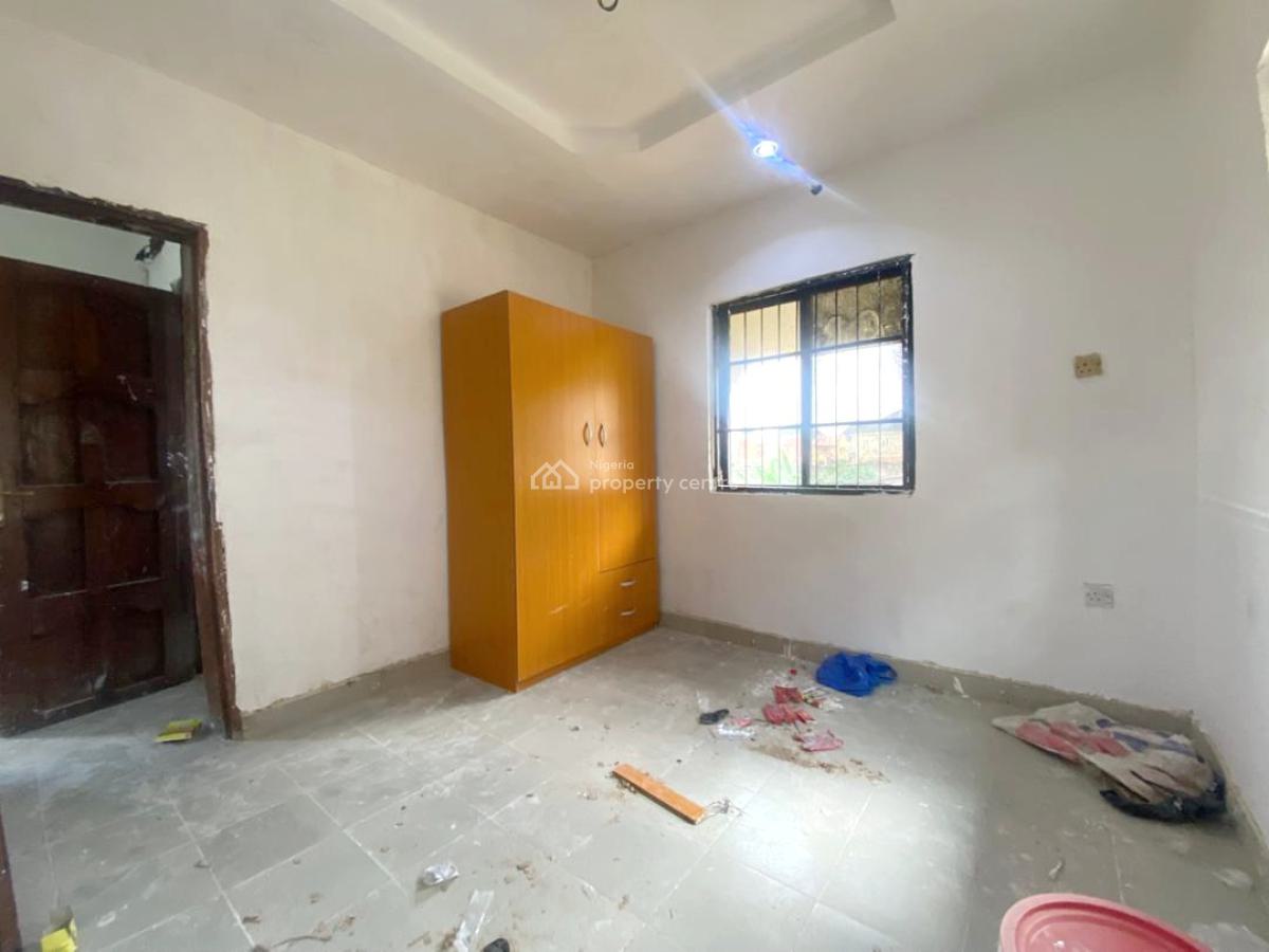 Luxury Mini Flat, Omole Phase 2, Ikeja, Lagos, Mini Flat (room and Parlour) for Rent