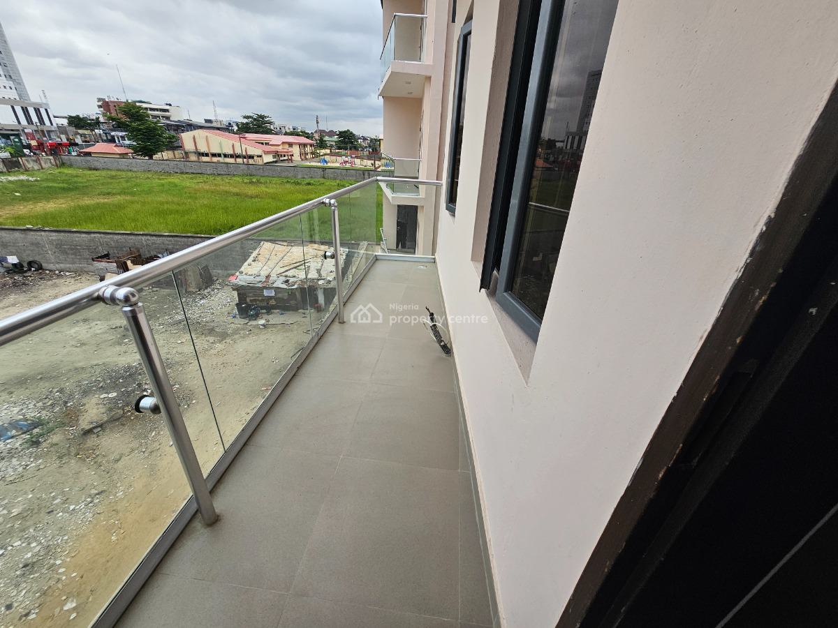 Newly Built 2-bedroom Flat, Off Admiralty Way, Lekki Phase 1, Lekki, Lagos, Flat / Apartment for Rent