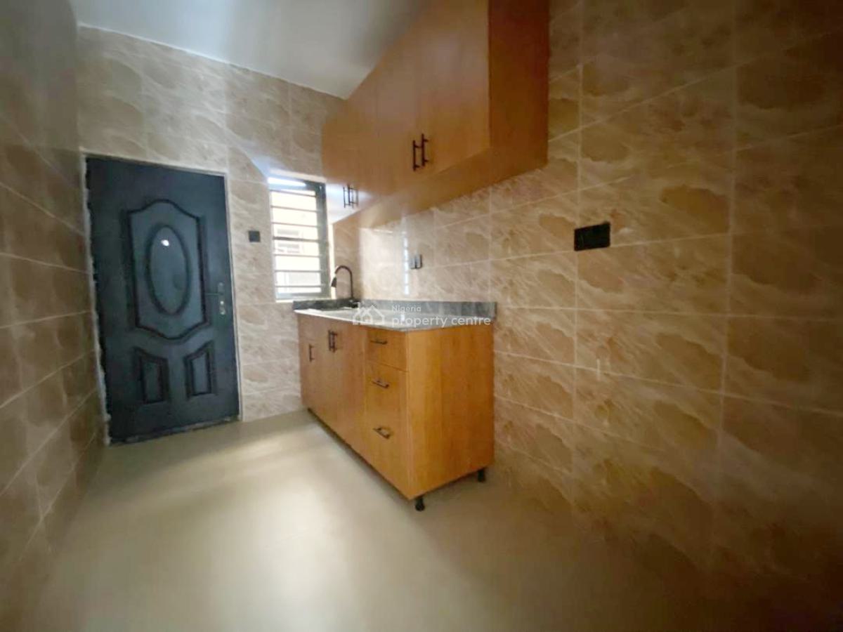Luxuriously and Newly Built 2 Bedroom Apartment, Gra Phase 1, Magodo, Lagos, Flat / Apartment for Rent