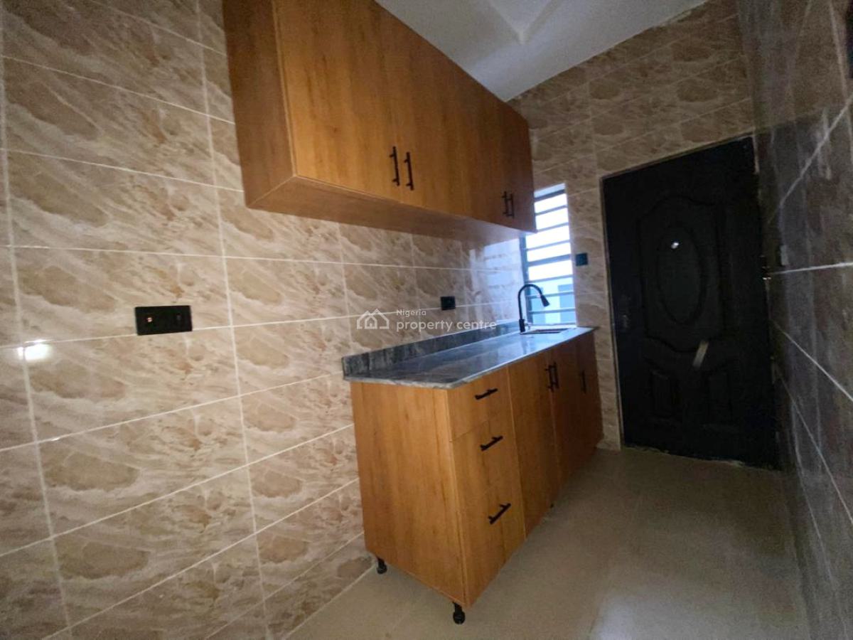 Luxuriously and Newly Built 2 Bedroom Apartment, Gra Phase 1, Magodo, Lagos, Flat / Apartment for Rent