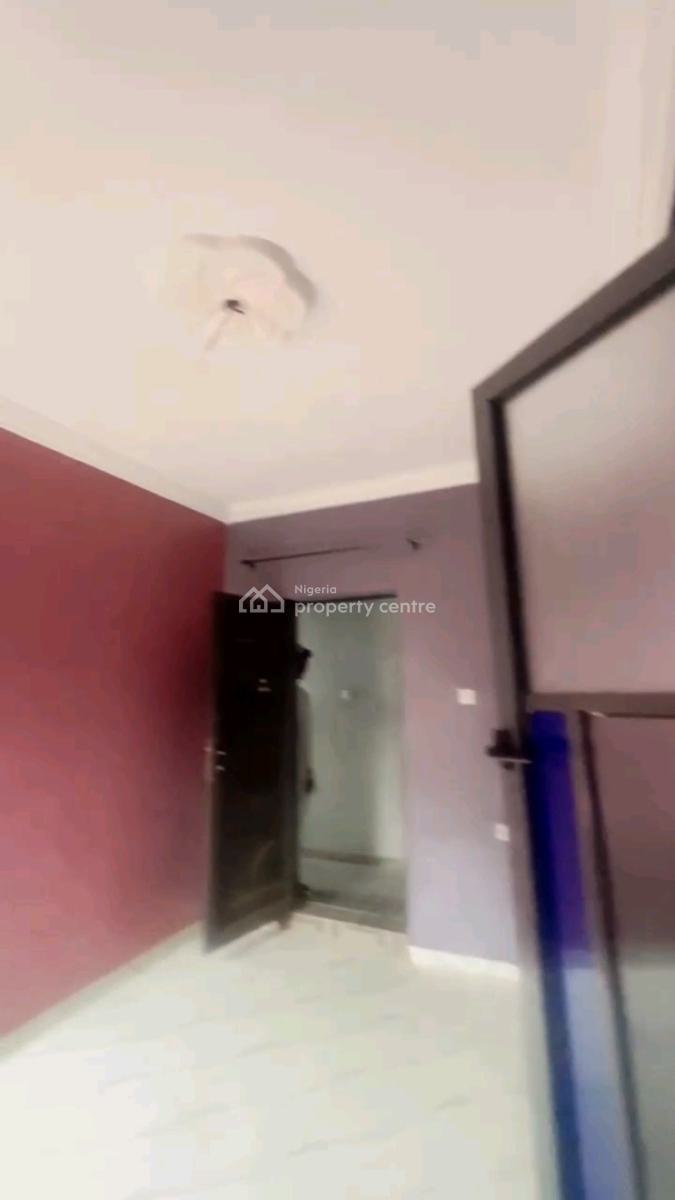a Decent and Standard Self Contain, Groundfloor with Pop, Screeded Wall, Off Market Street, Shomolu, Lagos, Self Contain (single Rooms) for Rent