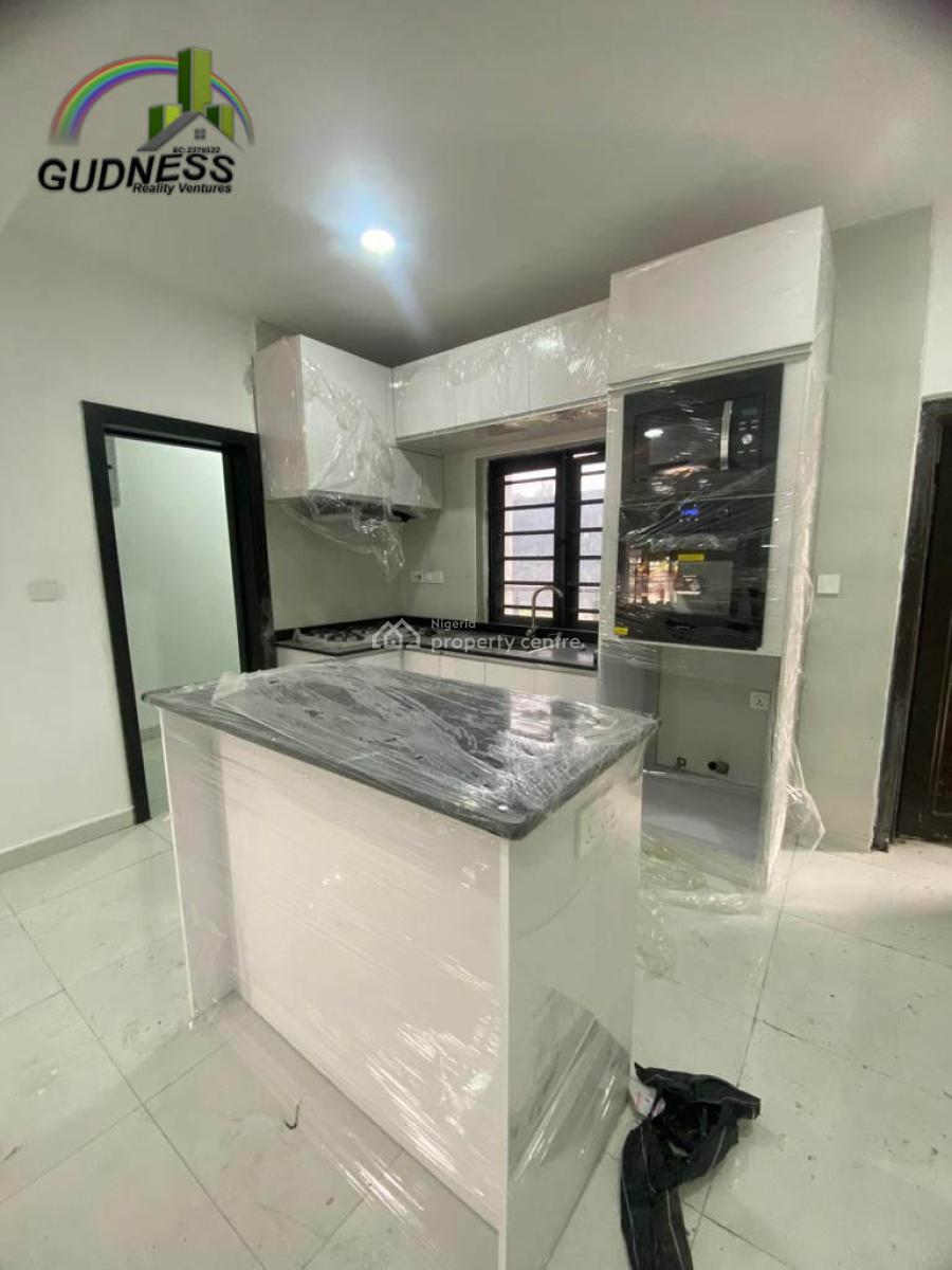 2 Bedroom Apartment Without Bq, Mobil Road, Ilaje, Ajah, Lagos, Flat / Apartment for Rent